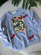 Cargar imagen en el visor de la galería, Cherrys SUDADERA
