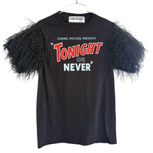 Cargar imagen en el visor de la galería, Tonight or never T-shirt
