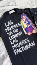 Cargar imagen en el visor de la galería, Shakira T-shirt
