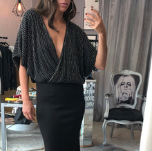 Cargar imagen en el visor de la galería, VESTIDO NEGRO RENTA
