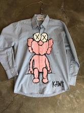 Cargar imagen en el visor de la galería, CAMISA KAWS
