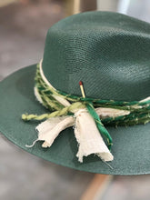 Cargar imagen en el visor de la galería, SOMBRERO HOLBOX
