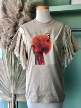 Cargar imagen en el visor de la galería, FRINGE T-SHIRT
