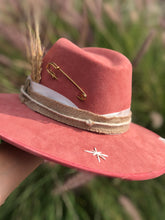Cargar imagen en el visor de la galería, Sombrero NÔMADE
