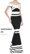Cargar imagen en el visor de la galería, VESTIDO BANDAGE NEGRO LARGO RENTA
