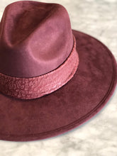 Cargar imagen en el visor de la galería, SOMBRERO ODISEA
