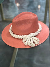 Cargar imagen en el visor de la galería, SOMBRERO AKUMAL
