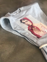 Cargar imagen en el visor de la galería, T-shirt hombreras con estampado
