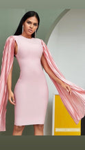 Cargar imagen en el visor de la galería, VESTIDO MIDI ROSA BANDAGE RENTA
