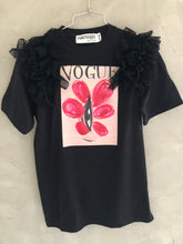 Cargar imagen en el visor de la galería, Flower eye T-shirt
