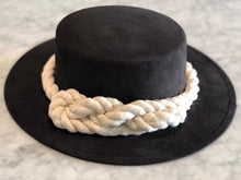 Cargar imagen en el visor de la galería, SOMBRERO UBUNTU
