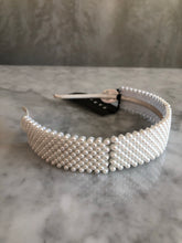 Cargar imagen en el visor de la galería, DIADEMA PERLAS
