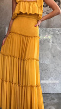 Cargar imagen en el visor de la galería, VESTIDO AMARILLO LARGO

